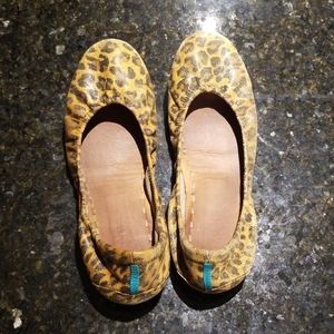 Leopard Tieks size 9